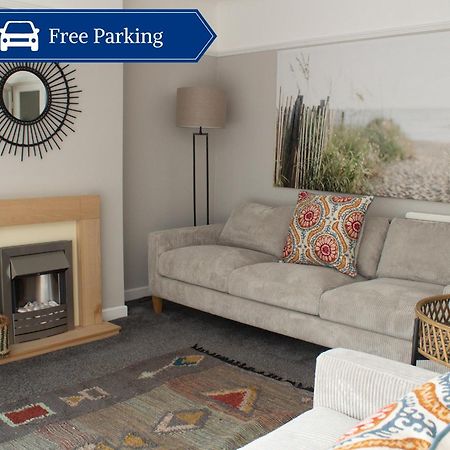 Frankby Cosy 3Bed Bungalow In West Kirby, Free Parking מראה חיצוני תמונה