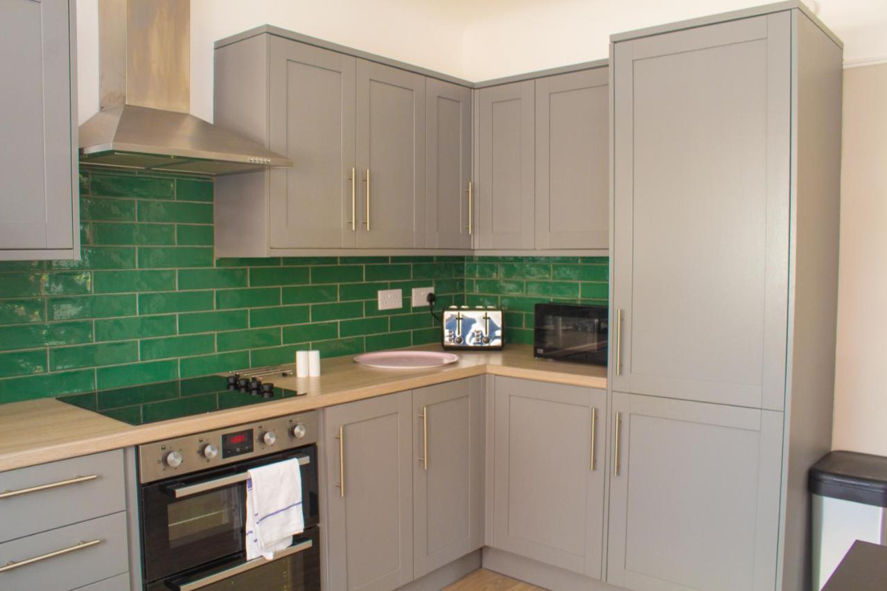 Frankby Cosy 3Bed Bungalow In West Kirby, Free Parking מראה חיצוני תמונה