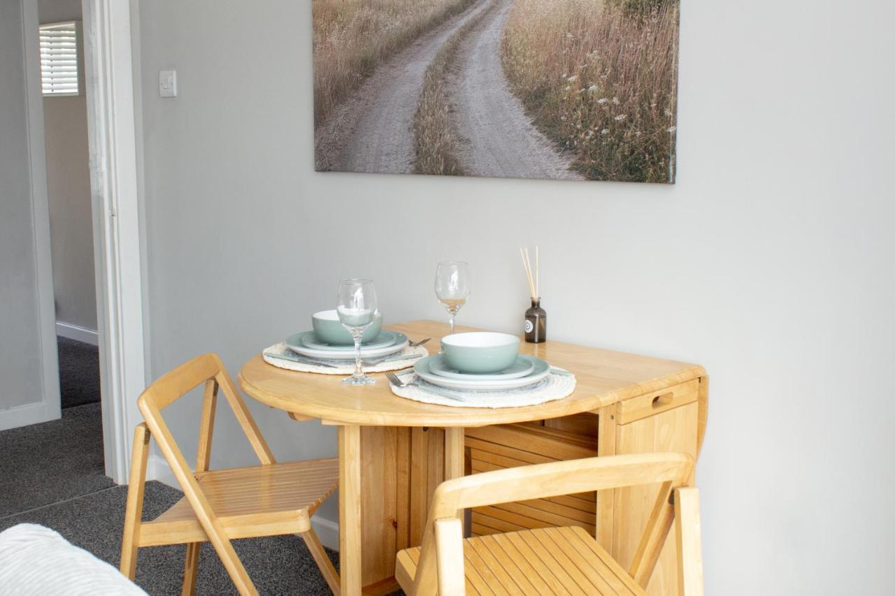 Frankby Cosy 3Bed Bungalow In West Kirby, Free Parking מראה חיצוני תמונה